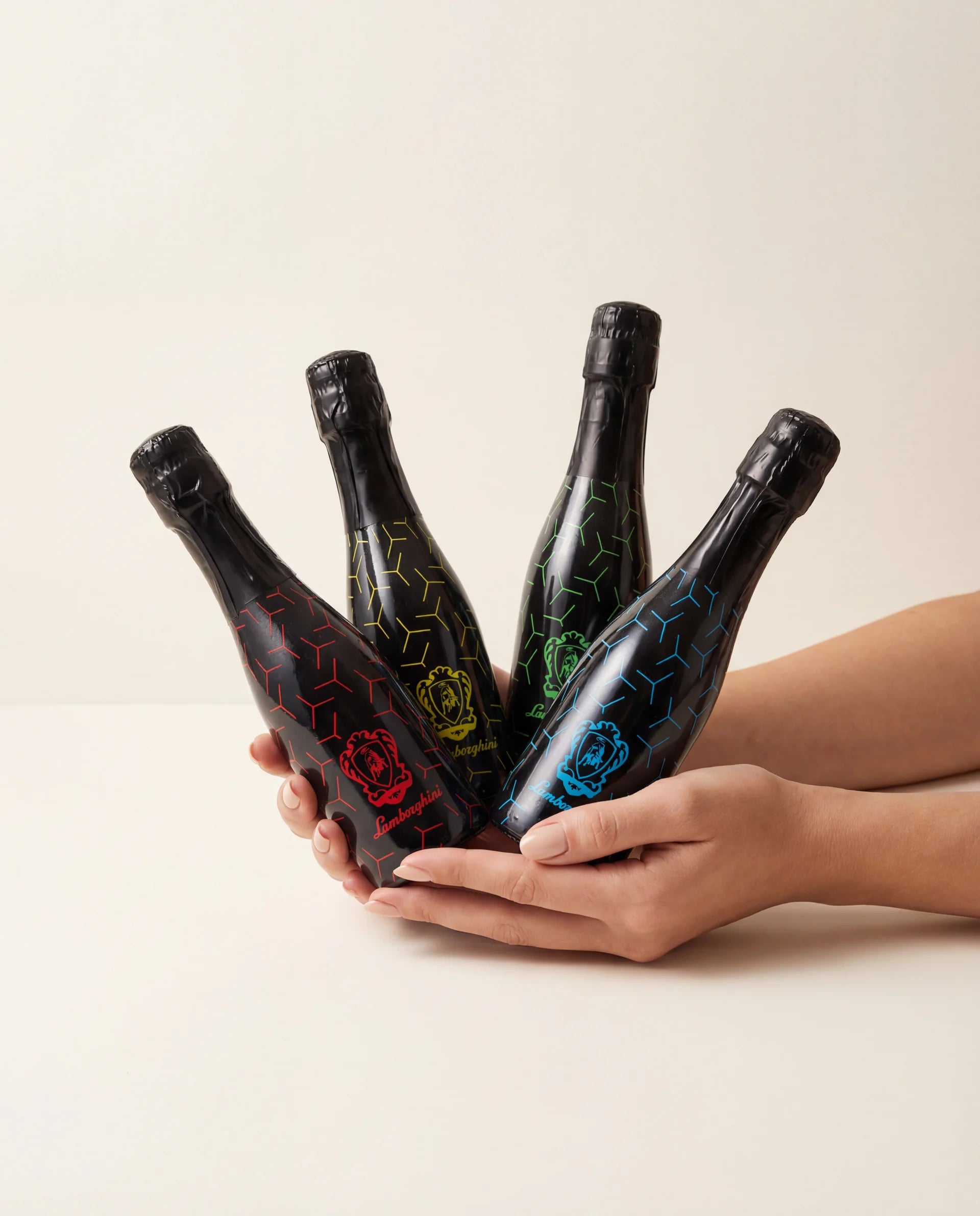 Lamborghini 200ml x 4: Pinot Chardonnay Vino Spumante Brut