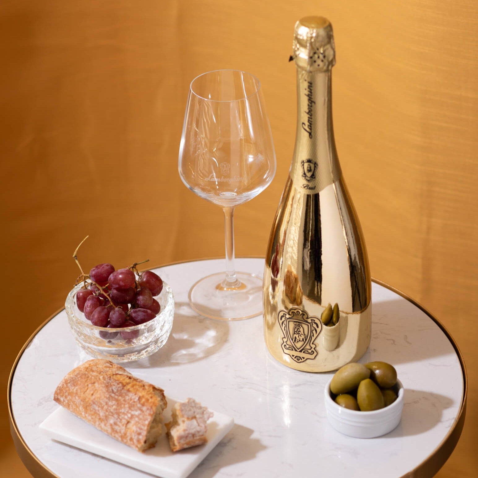 Lamborghini Oro Vino Spumante with Gift Set (2026)