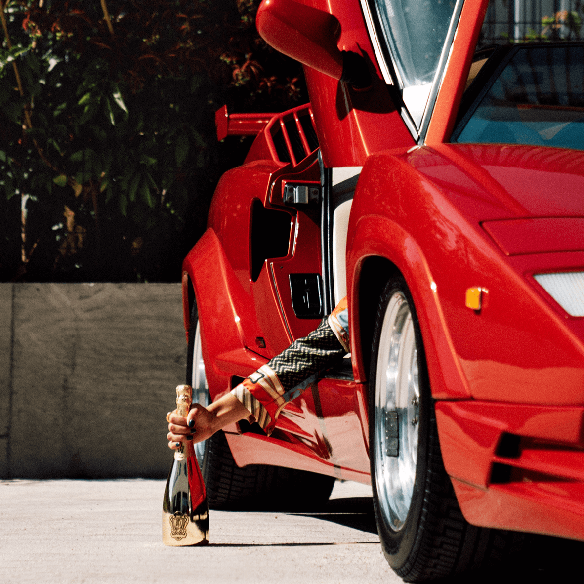 Lamborghini: Oro Vino Spumante with Gift Set